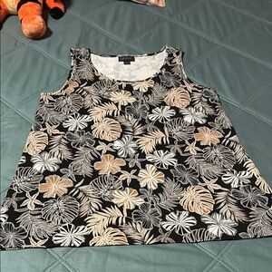 J. Jill Monochrome Floral Tank Top - Black, White, Tan